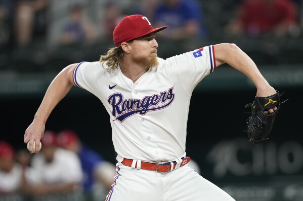 Cards edge Rangers 1-0 on Alec Burleson's late HR