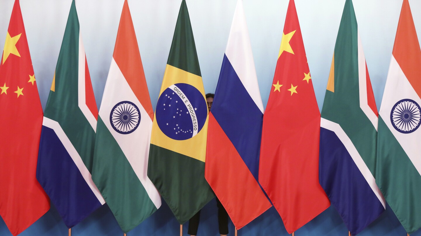 Indonesia is admitted to the BRICS bloc of creating countries