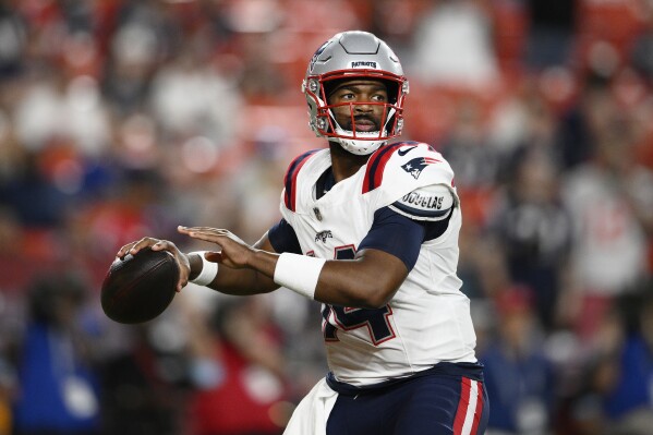 Jacoby Brissett sees himself as the Pats starting QB heading into Week 1 | AP News