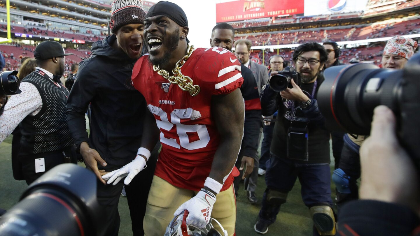 49ers Win 1st Playoff Game In 6 Years, 27-10 Over Vikings