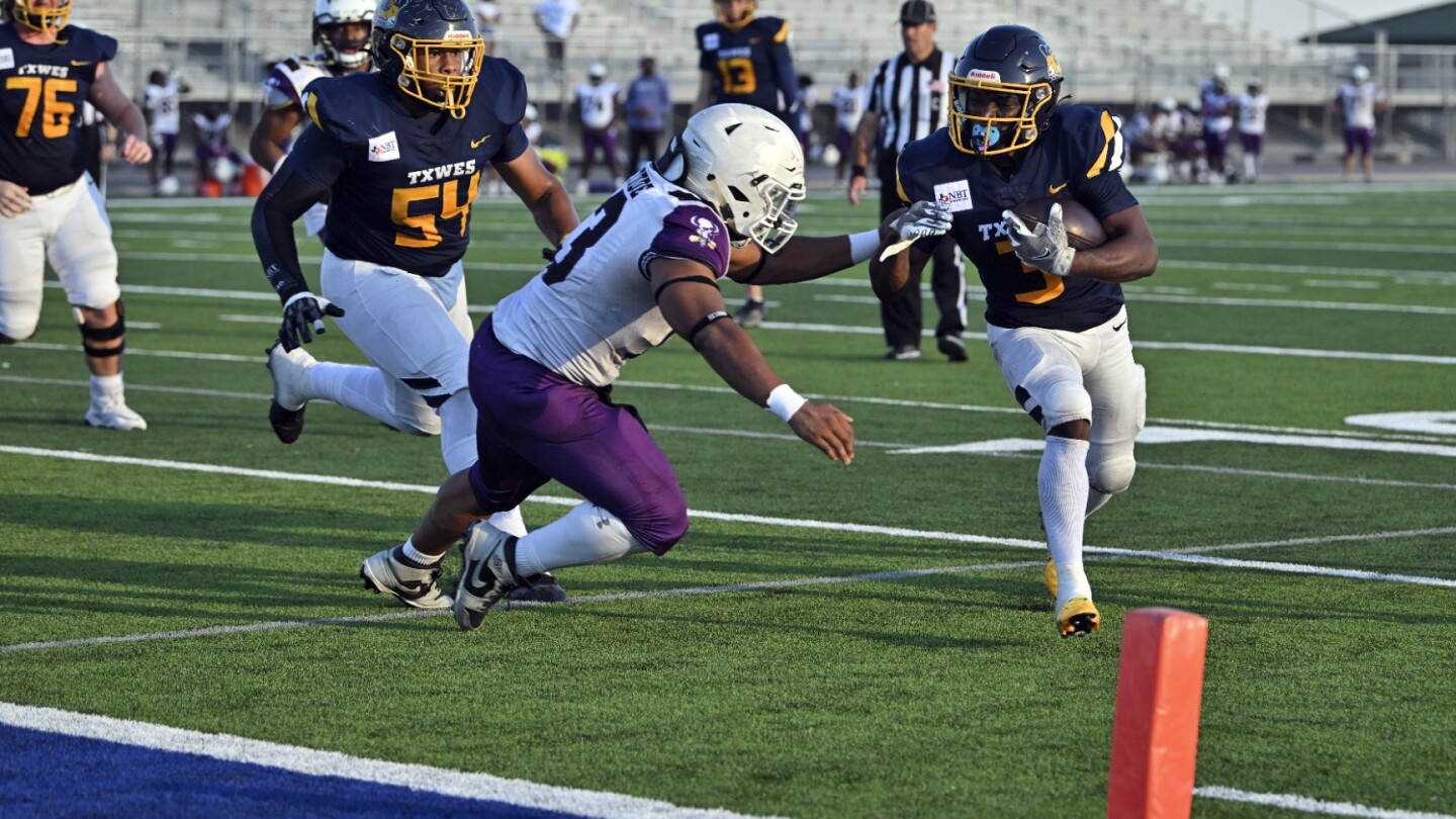 Texas Wesleyan’s Ernest Ceasar III and Morningside’s Zack Chevalier head NAIA All-America team
