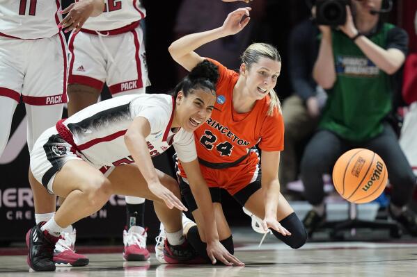 Stone's Buzzer Beater Puts Women's Basketball Over Rhode Island, 56-54 -  Princeton University Athletics