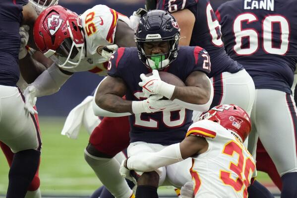 Texans improve, but come up short as skid reaches 9 games