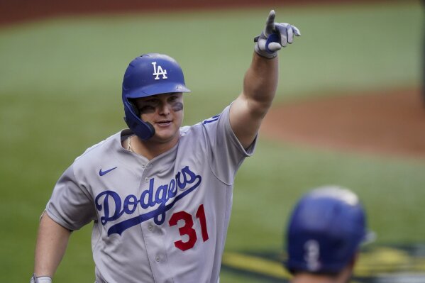 Dodgers score record 11 runs in 1st inning vs Braves in NLCS