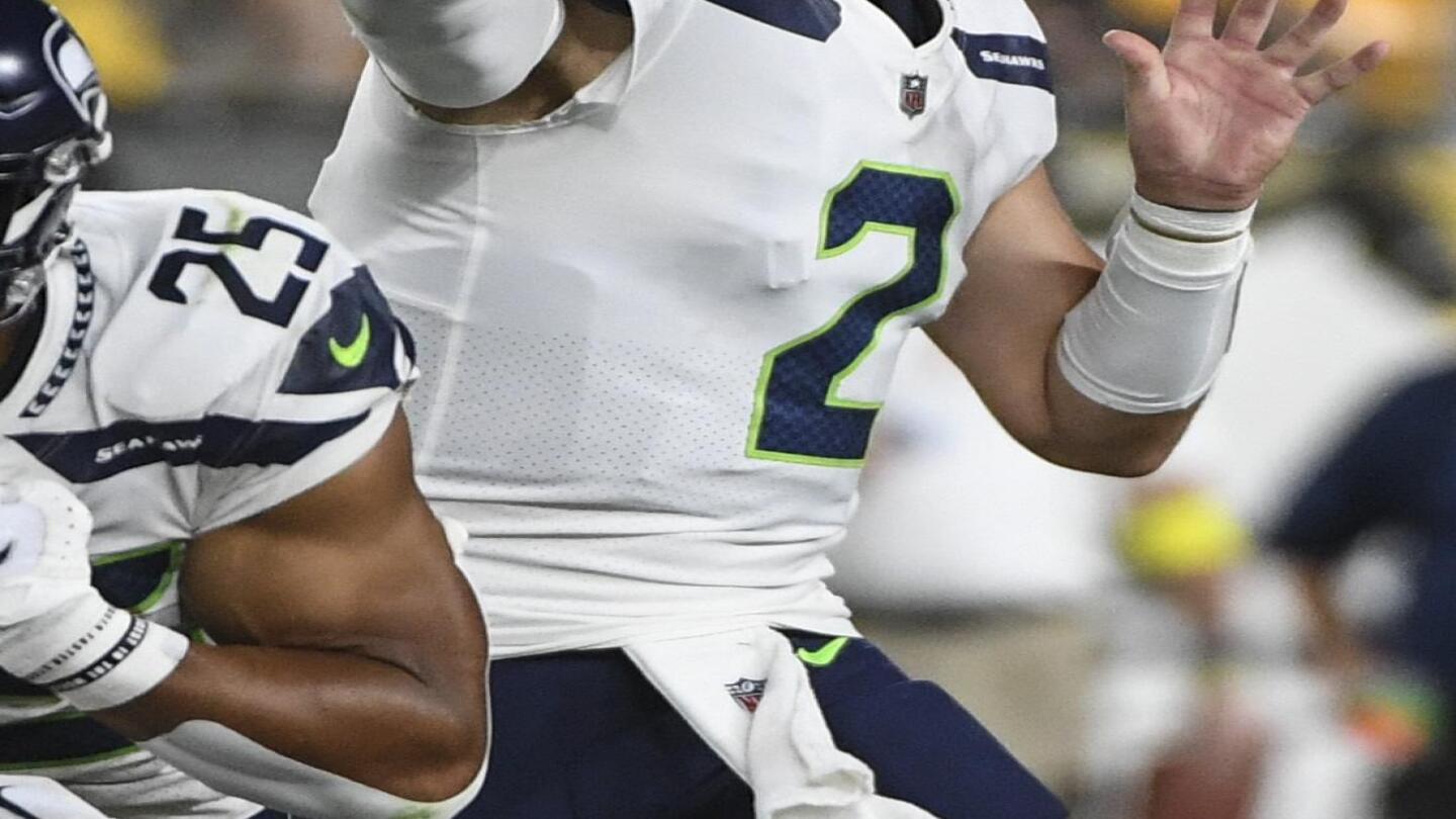 Geno Smith named Seahawks starting QB vs. Steelers in preseason opener