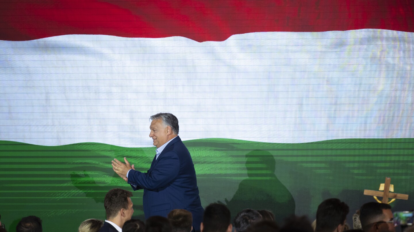БУДАПЕЩА Унгария АП — Ден след като унгарците гласуваха на