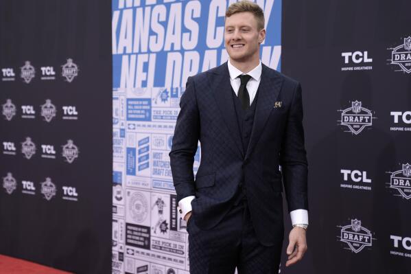 Kentucky quarterback Will Levis arrives on the red carpet before the first round of the NFL football draft, Thursday, April 27, 2023, in Kansas City, Mo. (AP Photo/Charlie Riedel)