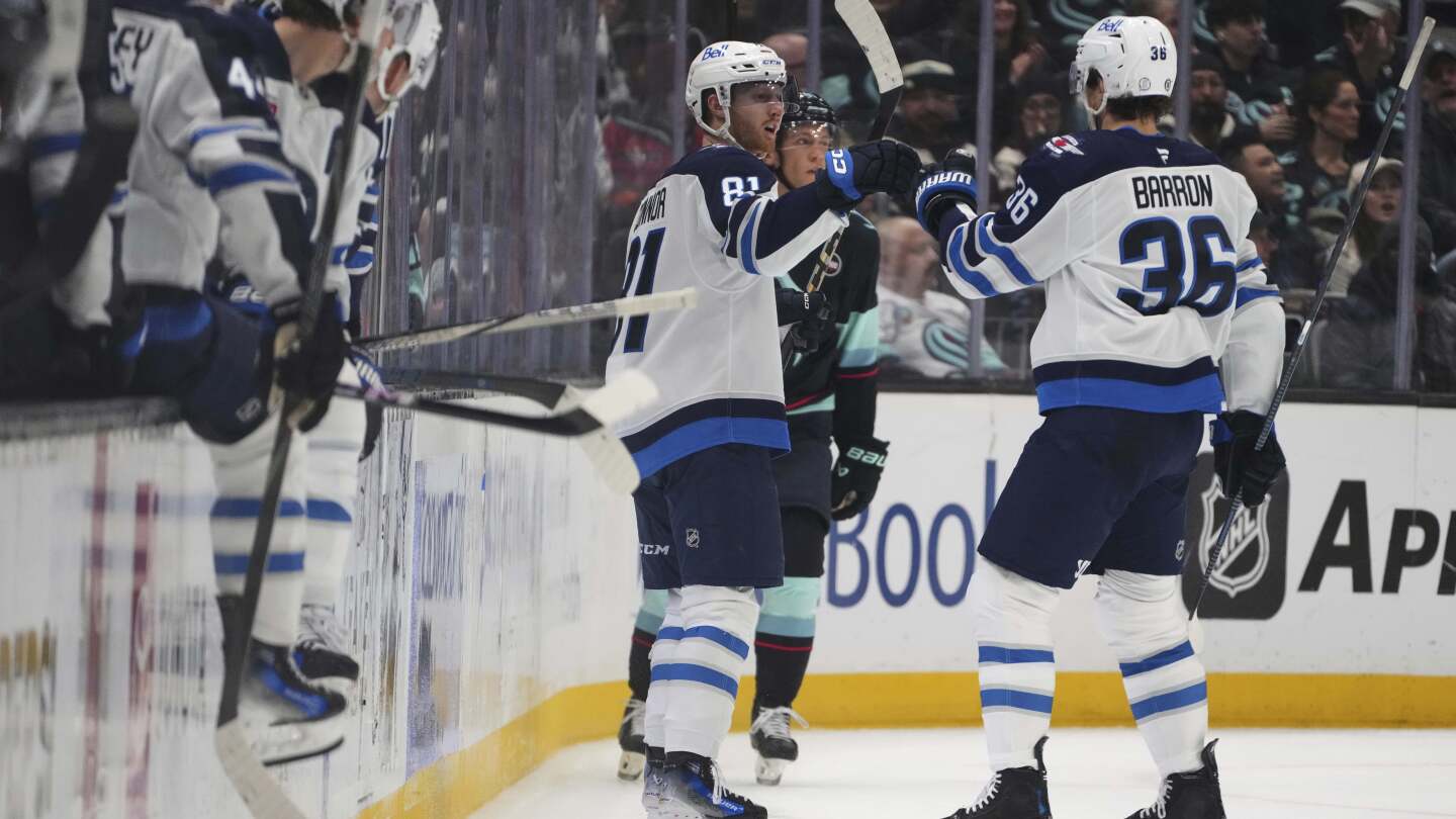 Samberg's OT Goal Leads Jets Past Kraken 3-2