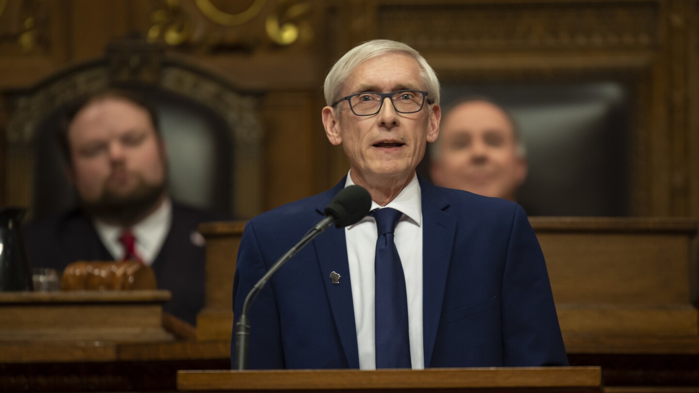 Wisconsin Republicans propose limits on governor's veto power