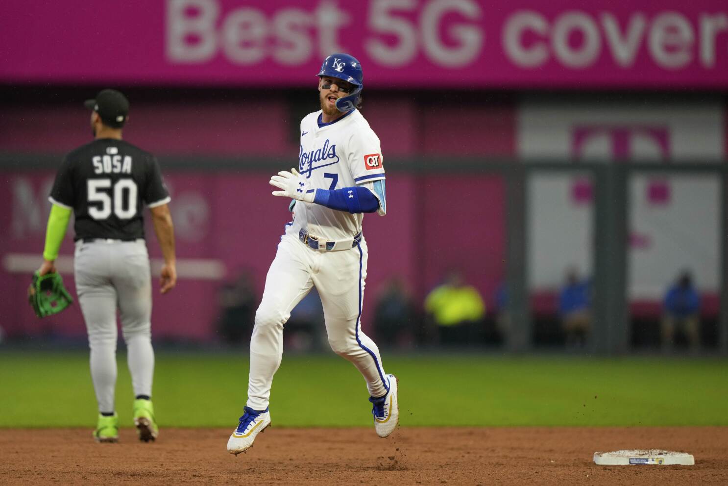 Witt and Wacha lead Royals to 2-1 victory over White Sox