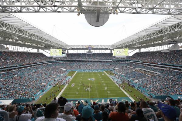 Dolphins Plan for 13,000 Fans Hard Rock Stadium for Home-Opener
