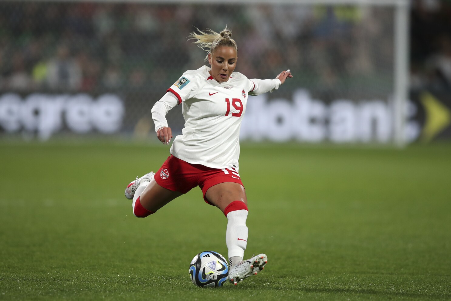 Canadian women shows effects of off-field labour distractions in 2