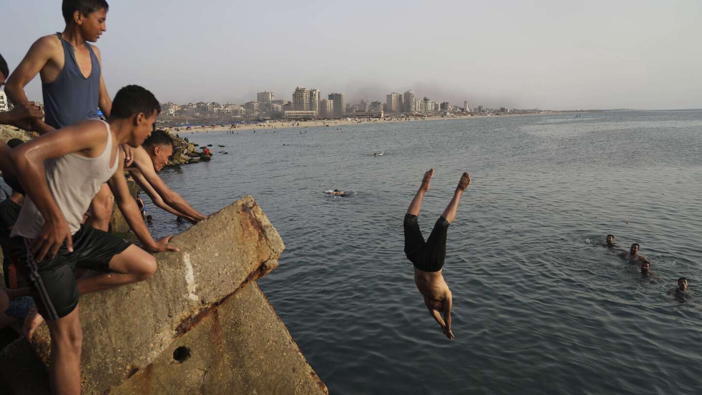 PHOTO COLLECTION: AP Top Photos of the Day, Monday, May 19, 2025