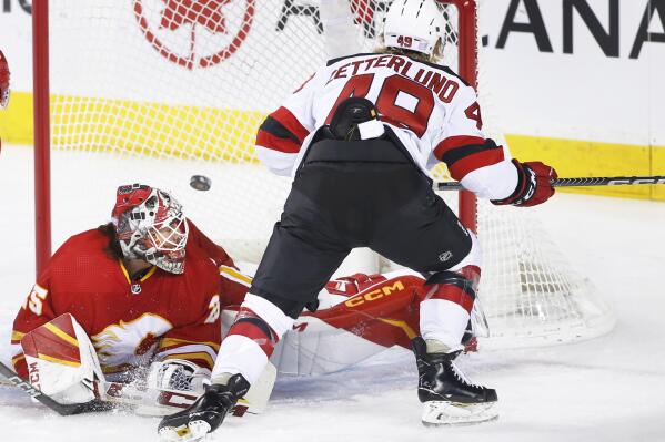 Devils' season on life support following 3-1 Game 4 loss to