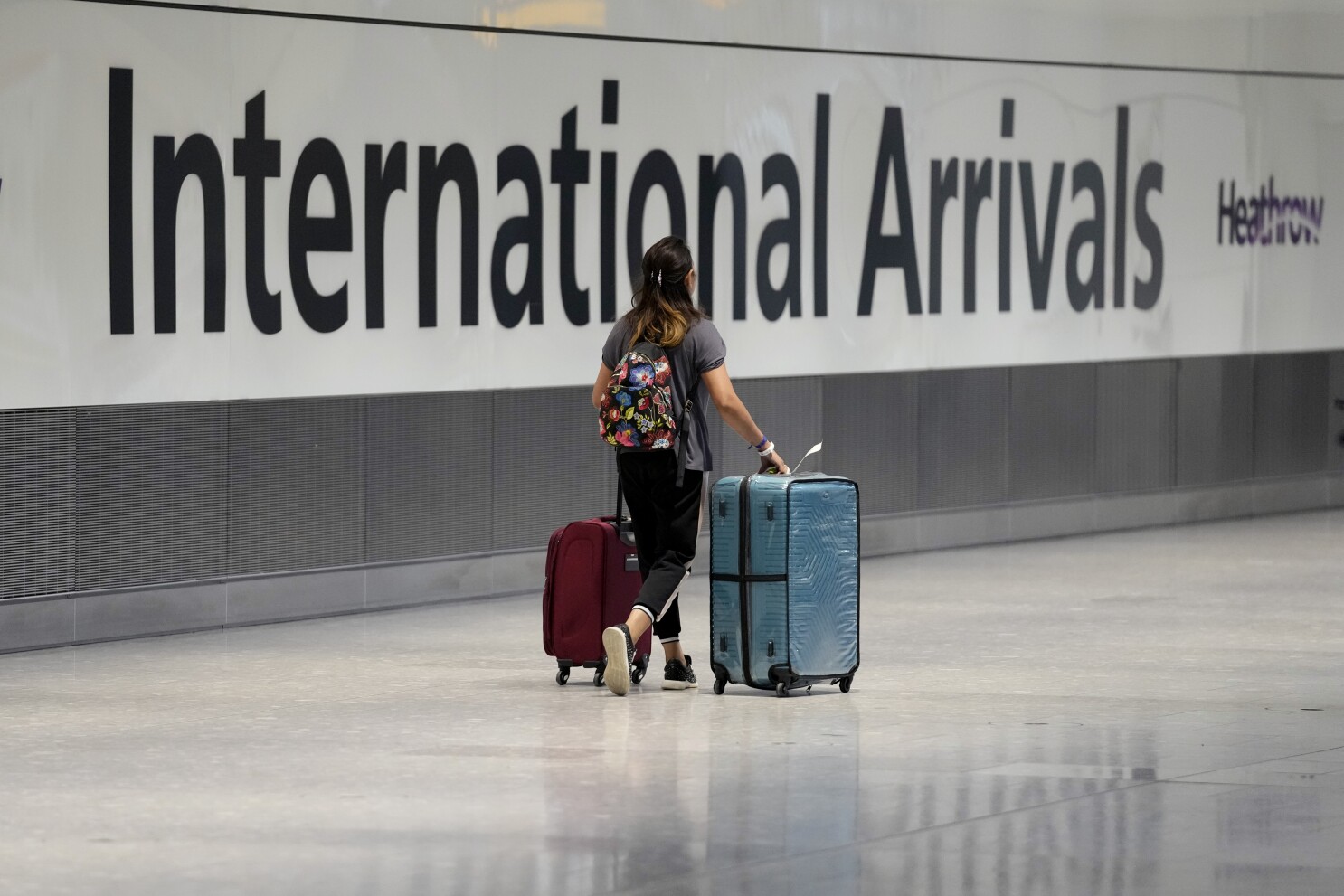 Fewer study and work visas lead to halving in net migration in the UK in 2024