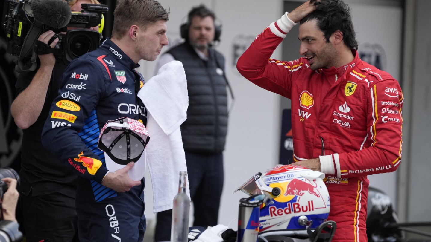Verstappen, Perez dan Sainz mempertanyakan kebijaksanaan mengikuti balapan Formula 1 di China setelah absen selama 4 tahun.