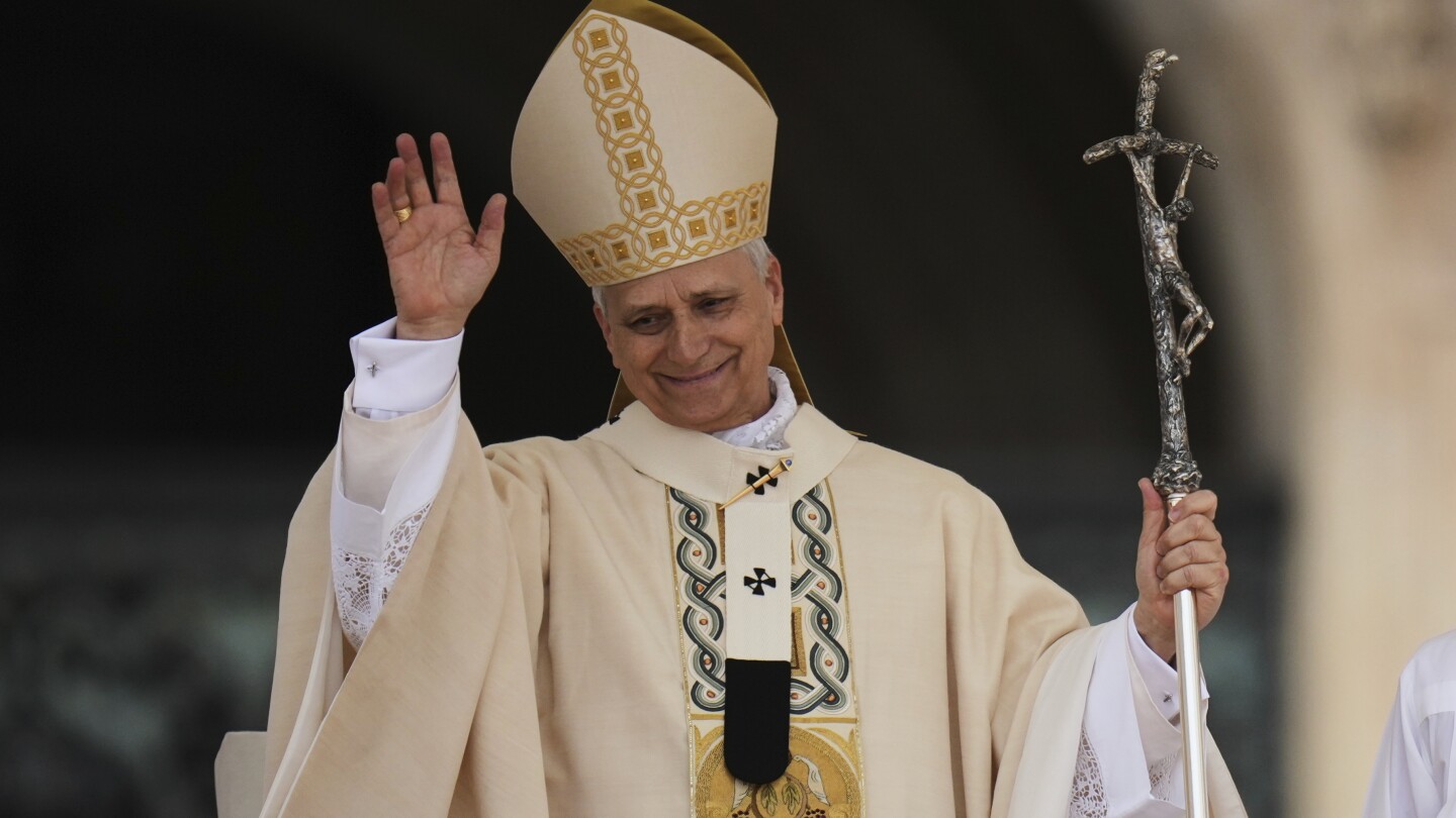 Pope Leo XIV vows to work for unity so Catholic Church becomes a sign of peace in the world