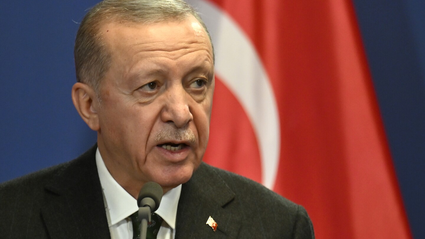 Turkey links Sweden’s NATO bid to US approving F-16 jet sales and Canada lifting arms embargo