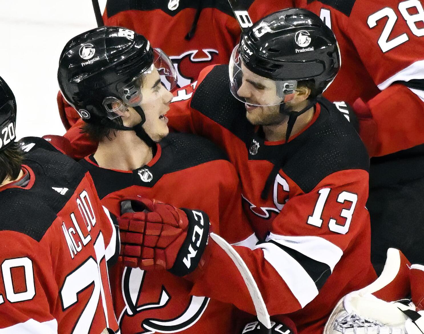 Nico Hischier late goal gives Devils the win over Calgary Flames