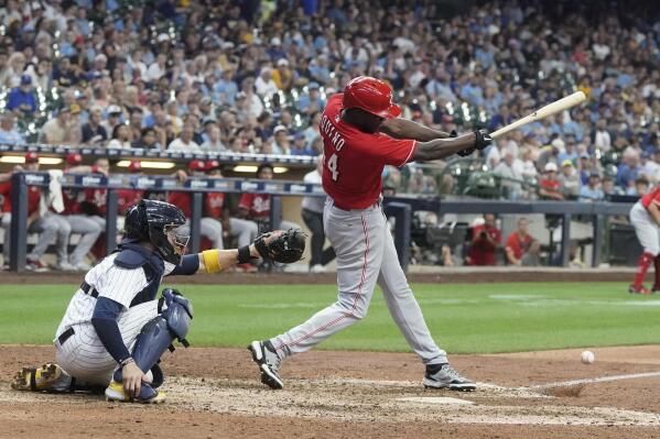 Naquin, Barnhart lead Reds to 14-1 rout of Pirates