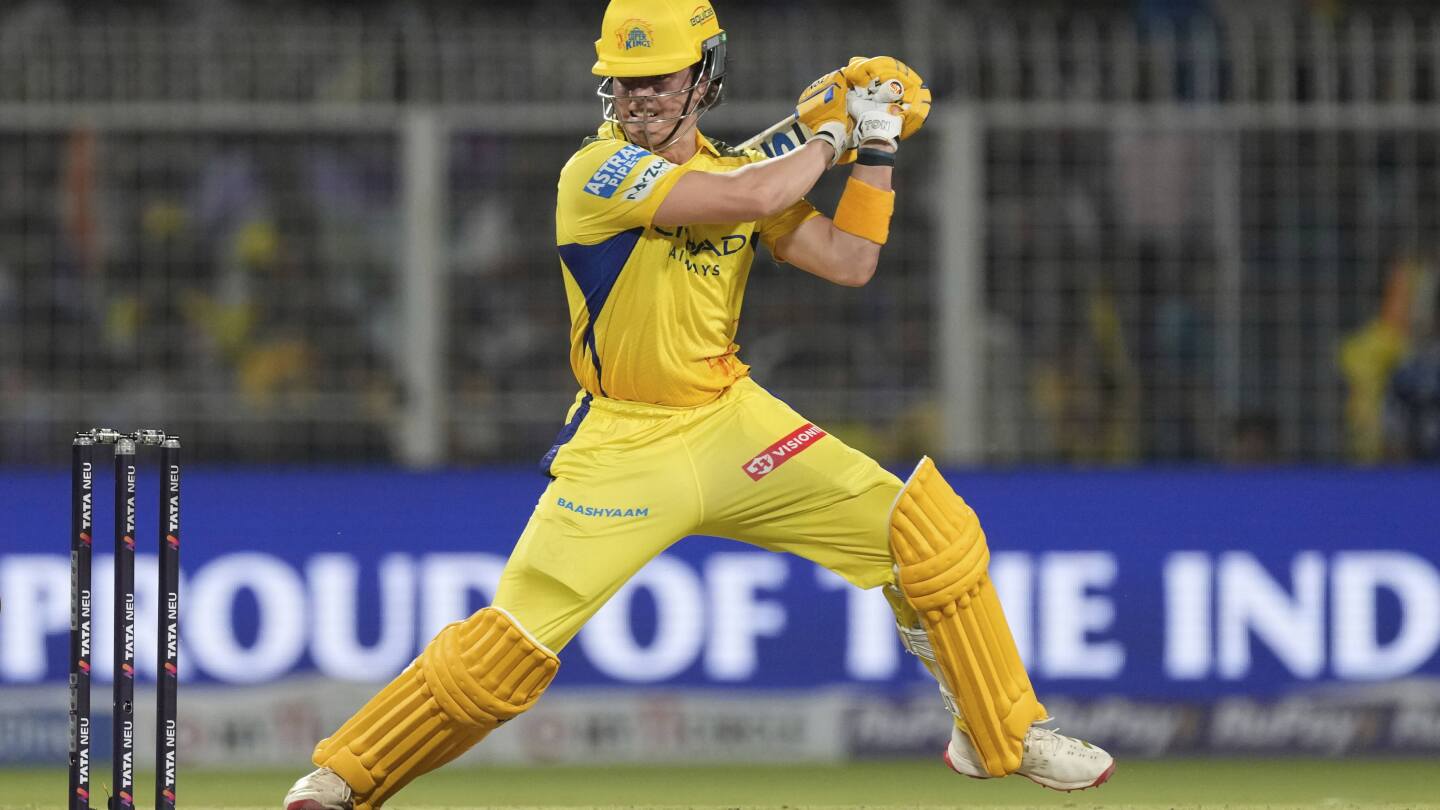 Chennai overcomes top-order batting collapse to beat Kolkata in IPL