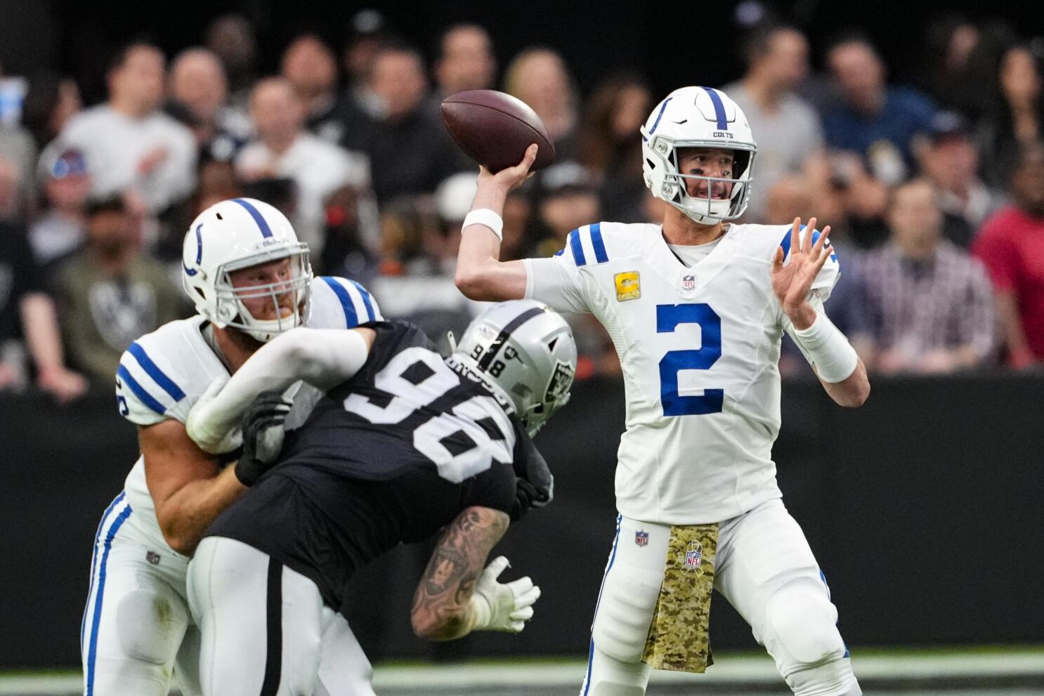 Las Vegas Raiders linebacker Luke Masterson (59) against the