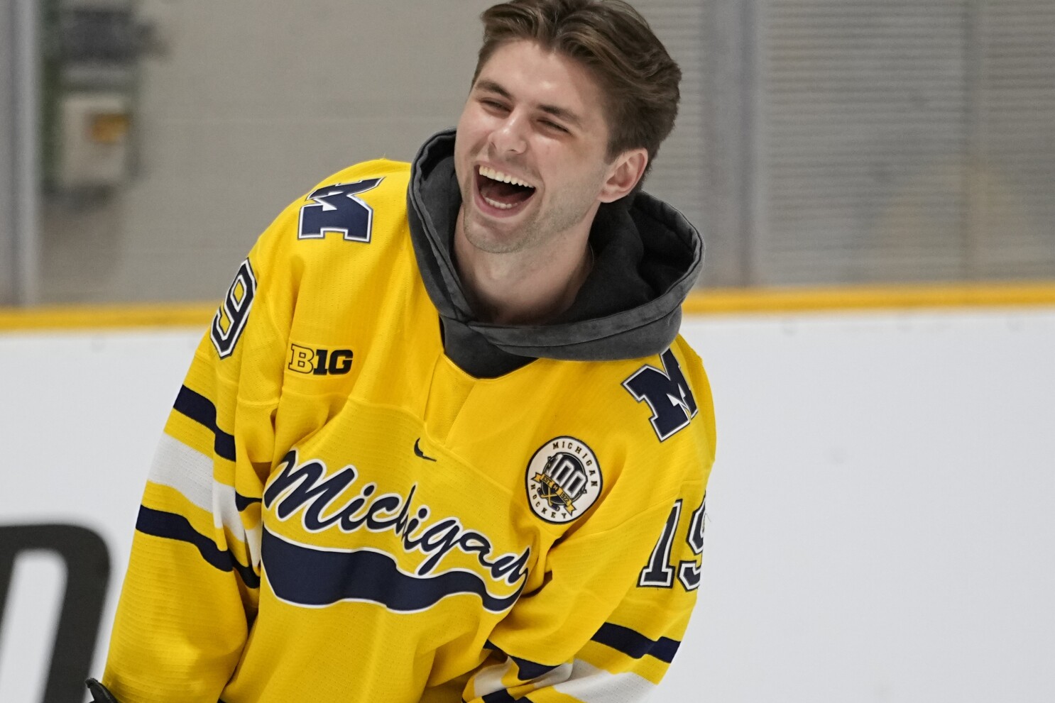 Adam Fantilli not worried about being overshadowed at NHL draft; return to  Michigan still an option