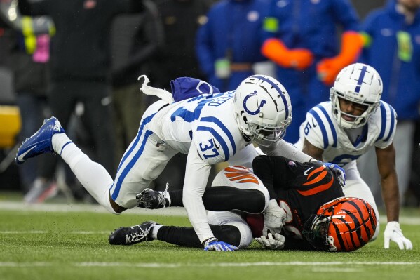 Colts issue 3-game suspensions to two players for conduct detrimental to  the team | AP News