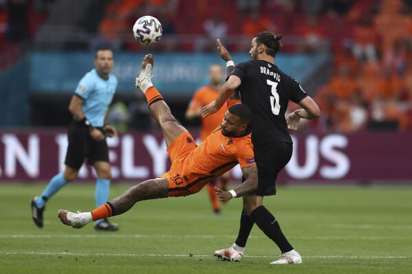 Memphis Depay scores as Netherlands advance in Euro 2020 with win over  Austria - Barca Blaugranes