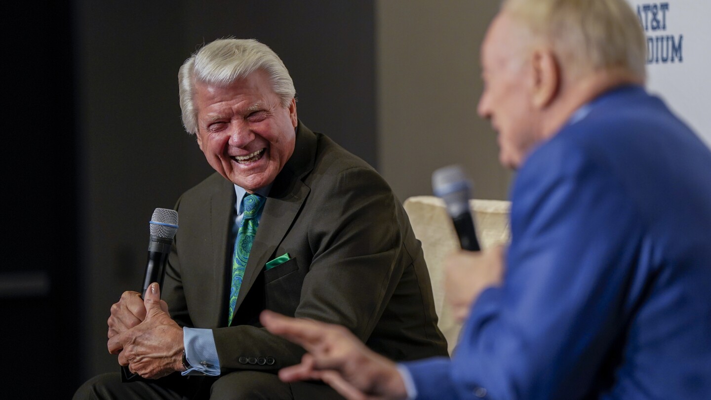 Джими Джонсън ще се присъедини към почетния кръг на Cowboys 30 години след раздялата с Джери Джоунс