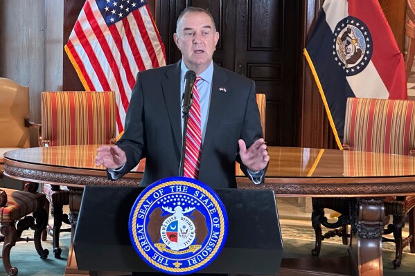 Missouri Gov. Mike Kehoe announces a special legislative session during a press conference, Tuesday, May 27, 2025, at his Capitol office in Jefferson City, Mo.. (AP Photo/David A. Lieb)