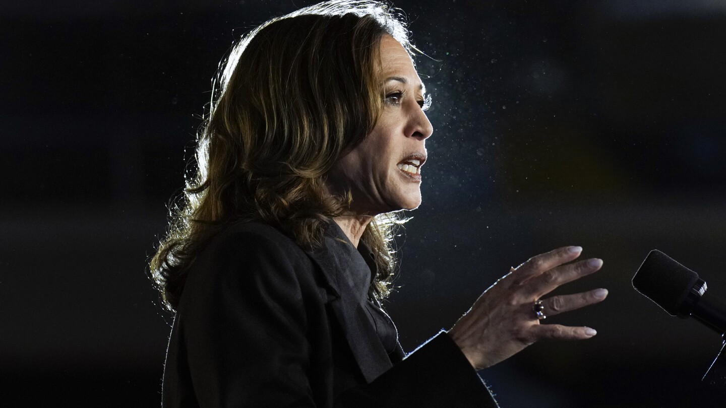 Harris focuses on Wisconsin, Michigan and Pennsylvania in an effort to shore up her support
