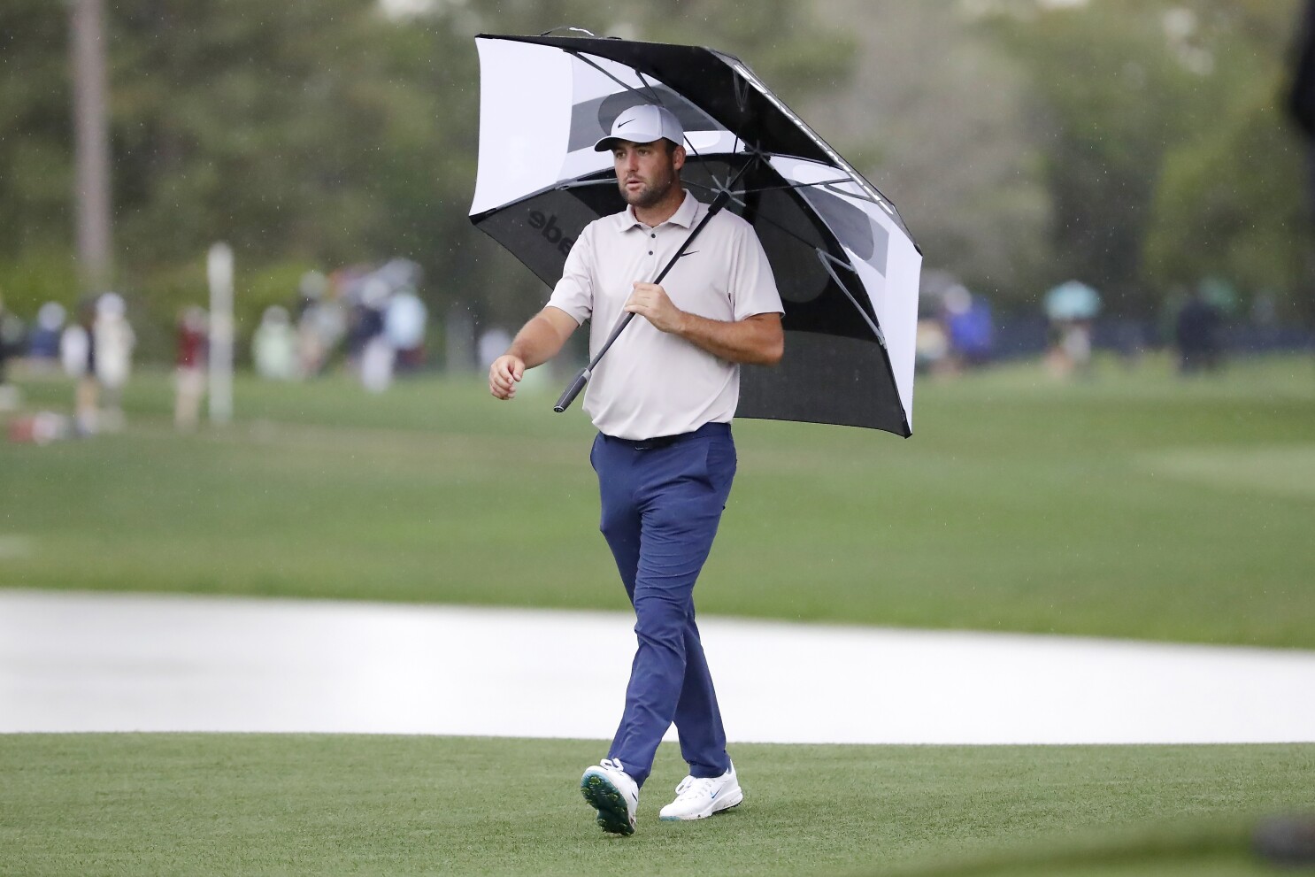 Scottie Scheffler 2 back of a 4-way tie for the lead at Houston Open. Rory McIlroy 5 behind