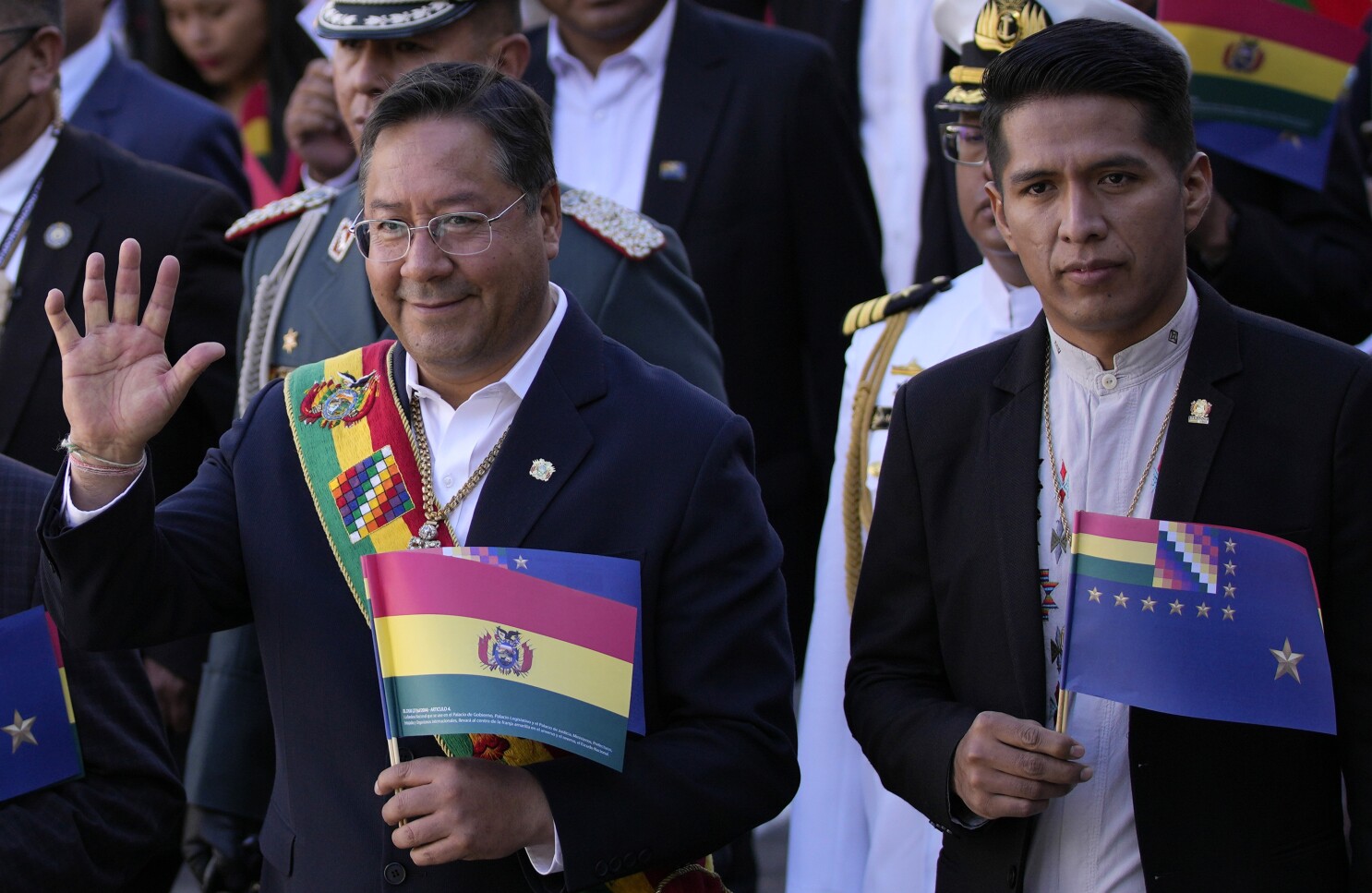 Leales a Evo Morales aprovechan viaje de Arce para destituir a jueces que impiden la reelección