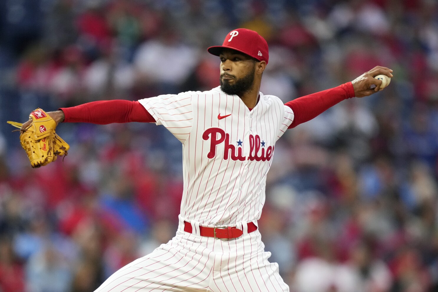 Seranthony Dominguez costs Phillies pitching through rain in Game