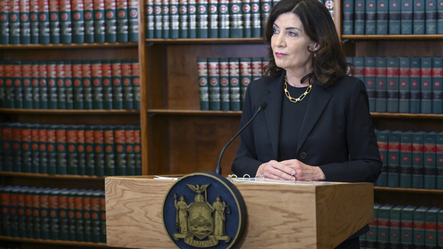 New York Gov. Kathy Hochul says she will travel to Israel on a ‘solidarity mission’