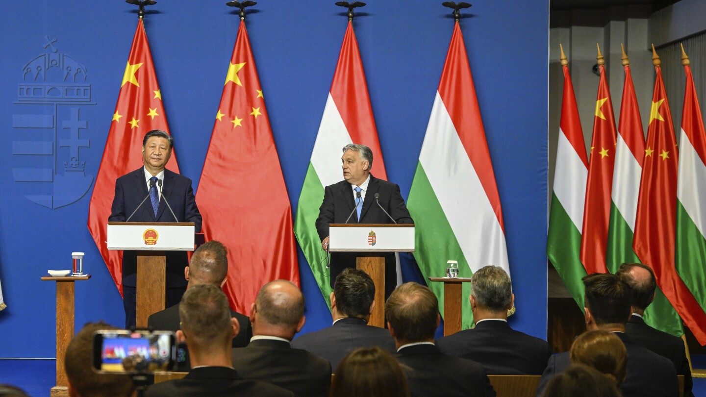 БУДАПЕЩА, Унгария (АП) — Когато китайският президент Си Дзинпин посети