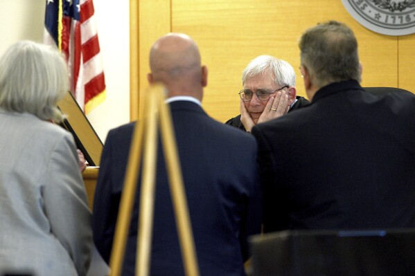 Superior Court Justice Andrew Schulman conducts a bench hearing with lawyers during the trial for David Meehan at Rockingham Superior Court in Brentwood, N.H., Wednesday, April 10, 2024. (David Lane/Union Leader via AP, Pool)