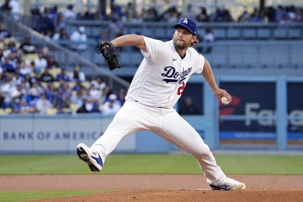 Clayton Kershaw tosses 7 PERFECT innings 