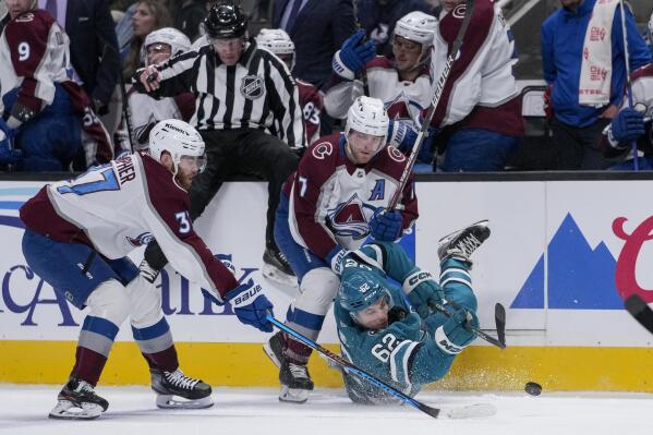 Avalanche top Sharks in shootout