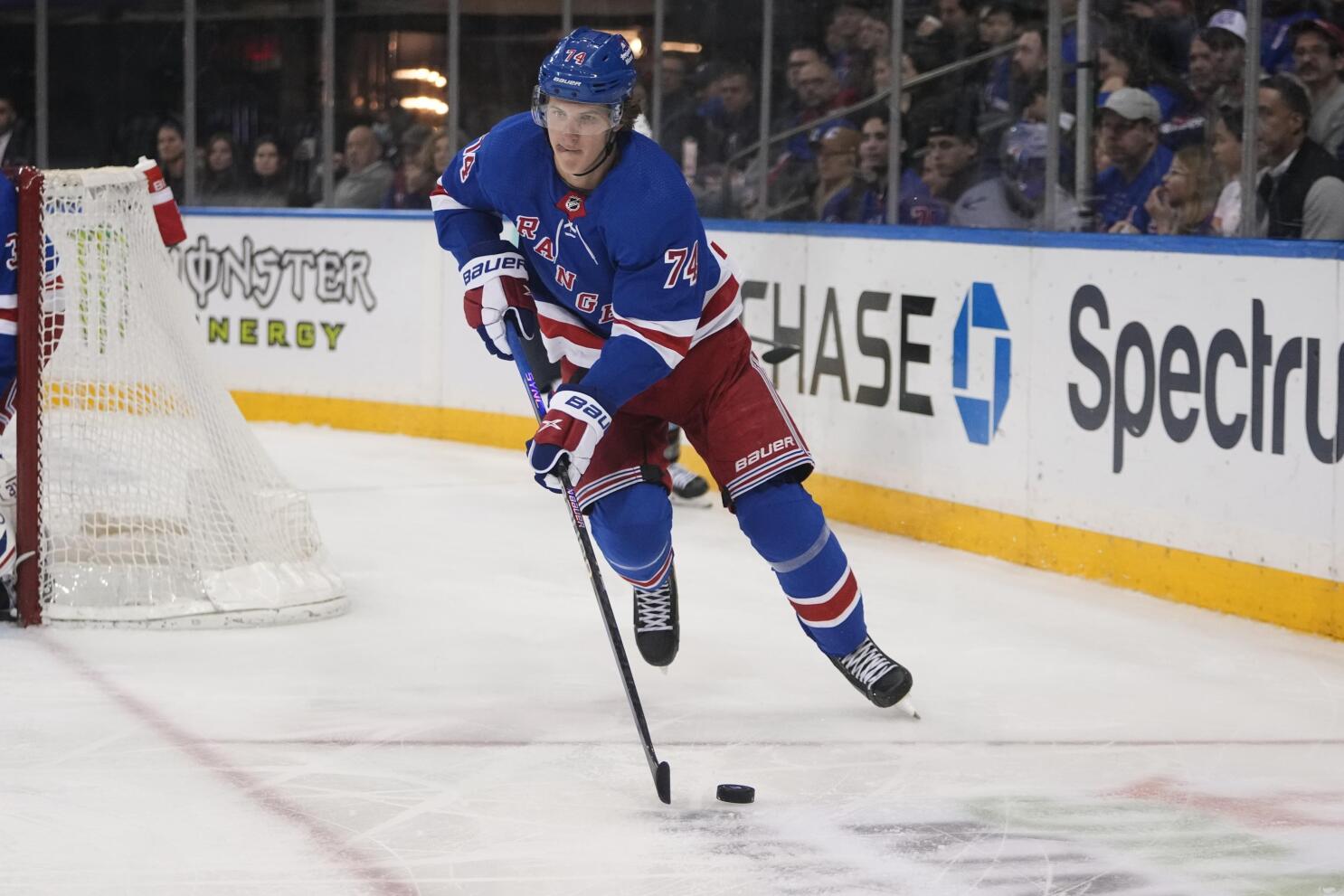 Rangers' Vitali Kravtsov injured in preseason loss to Devils