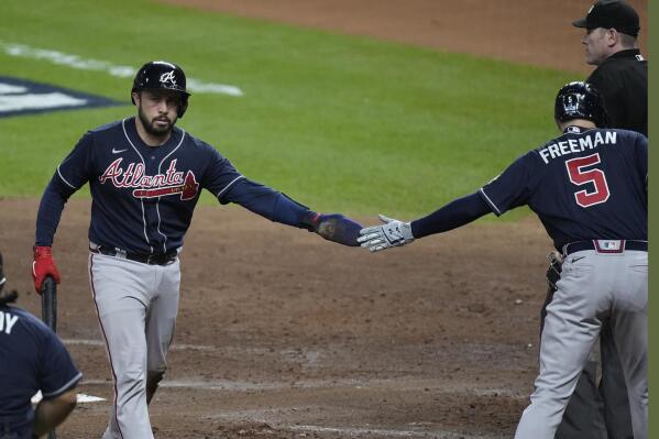 Soler hits leadoff home run; Braves take game one of World Series