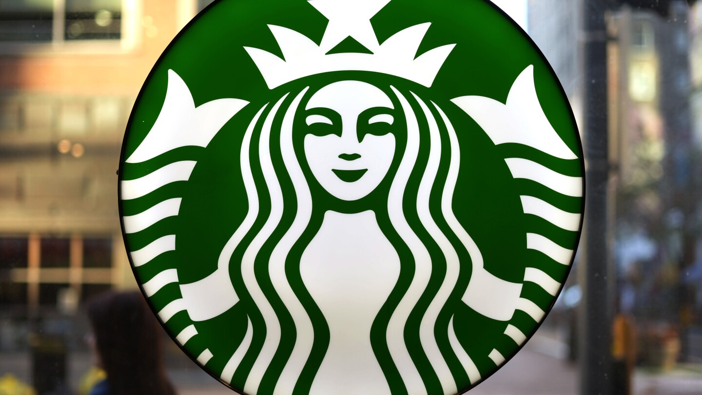 Чашата с диня на Starbucks беше част от лятната му колекция в Обединеното кралство, а не демонстрация на подкрепа за палестинците
