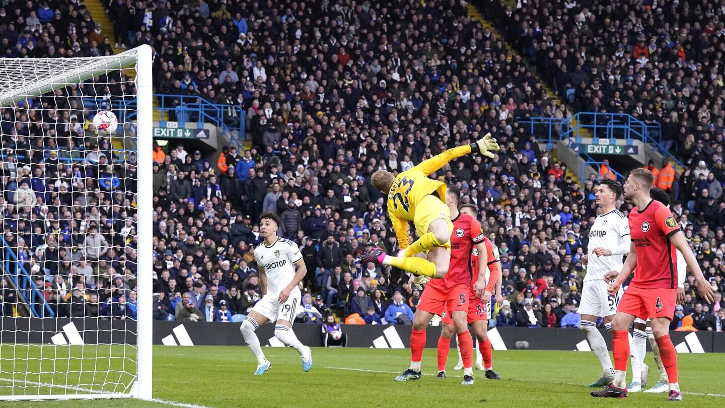 Leeds Elland Road Stadium Evacuated Man Arrested Ap News 7007