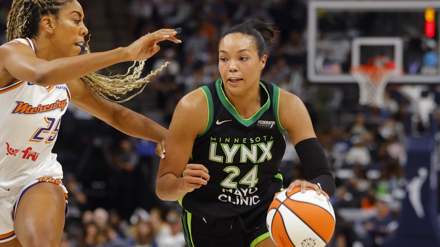 Minnesota Lynx Face Connecticut Sun in WNBA Semifinals