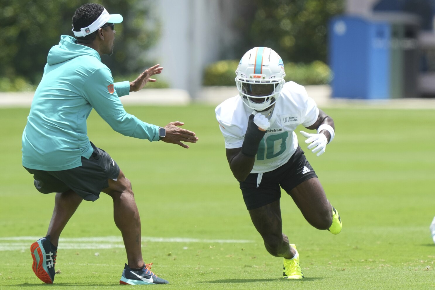 Tyreek Hill: 'I've got to prove myself' to Dolphins after last season's frustrations