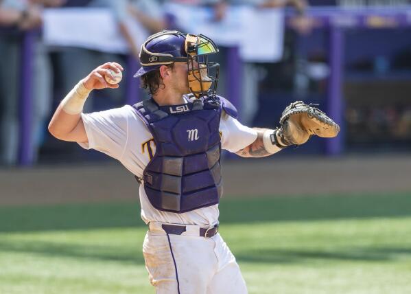 BRPROUD  LSU Baseball – Purple Completes Sweep to Conclude Fall Practice