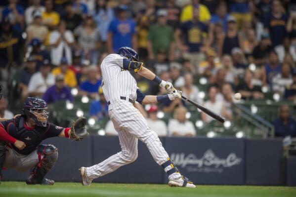 Did Yelich get a new haircut? He looks a bit different. : r/Brewers