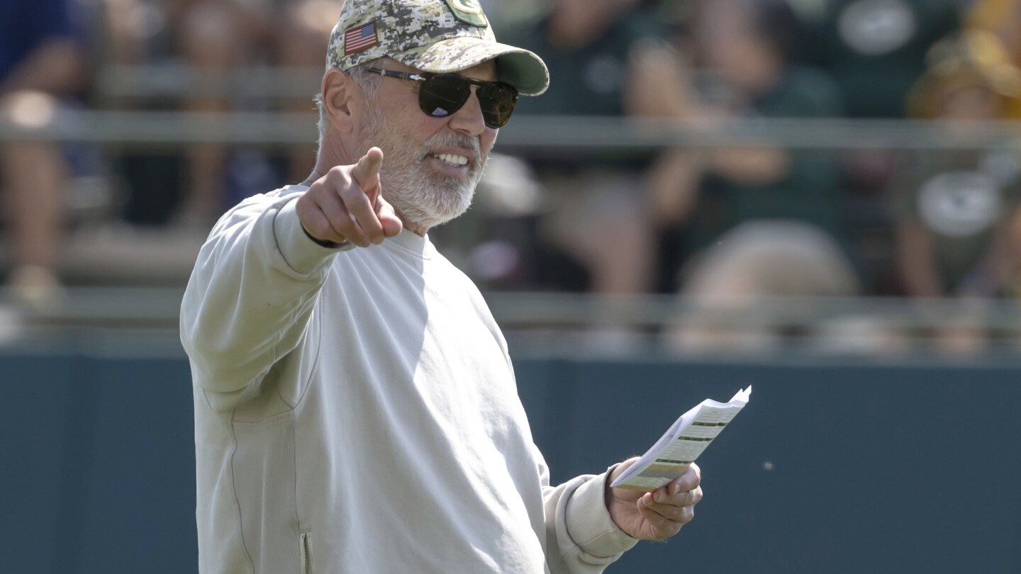 Tom Clements Announces Retirement from Packers