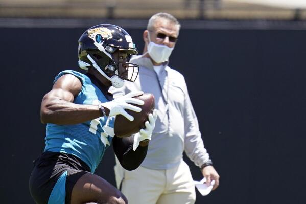 Jaguars cut Ford, Treadwell as they move toward final roster